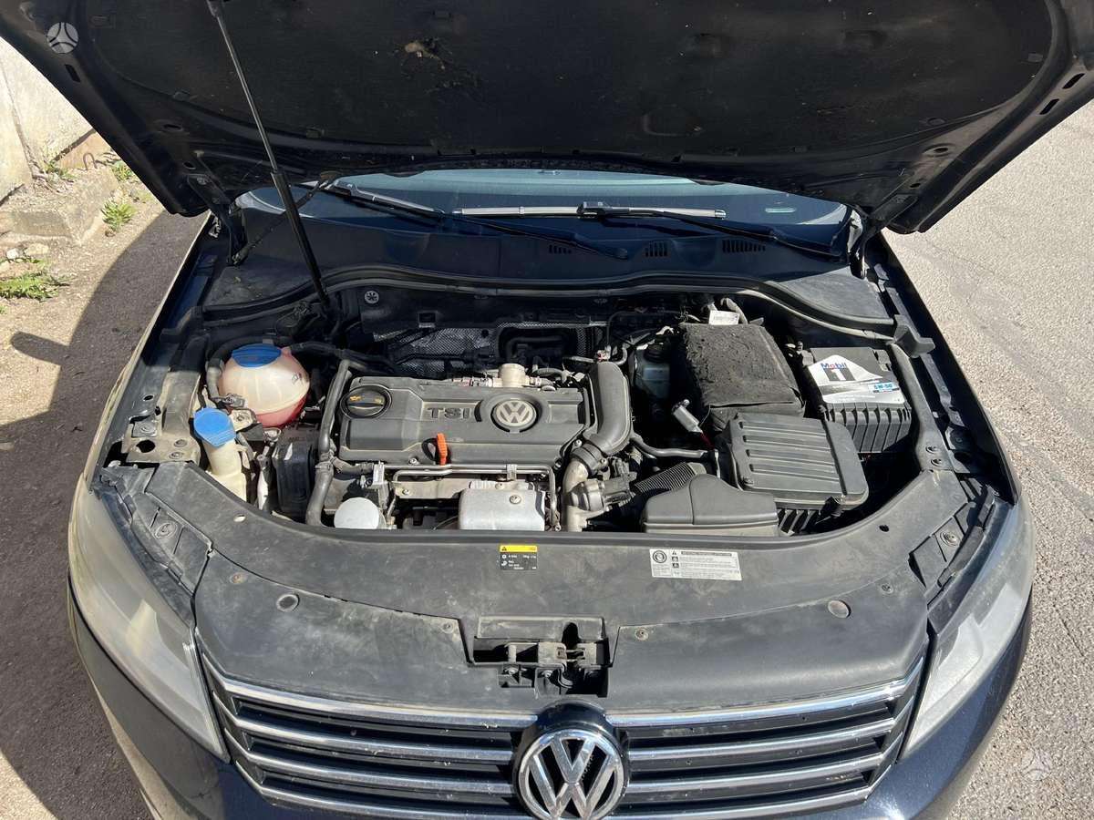 Volkswagen Passat dalimis