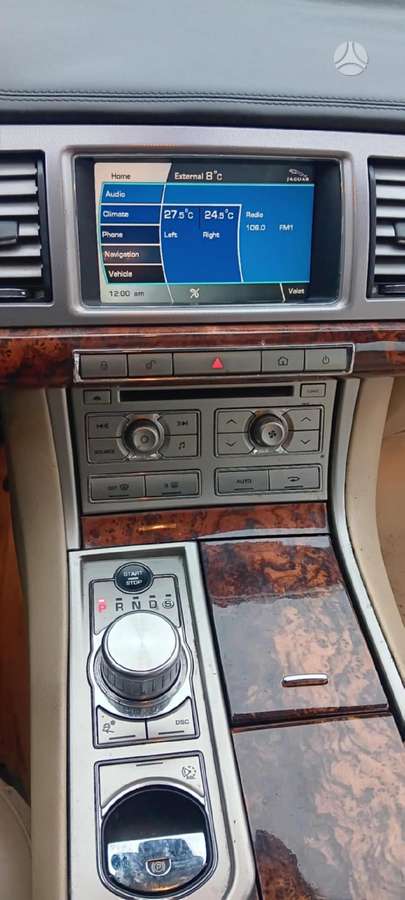 Jaguar XF по частям