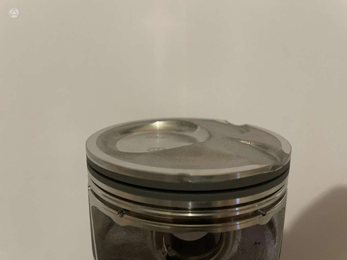 Kia Optima pistons, engine block