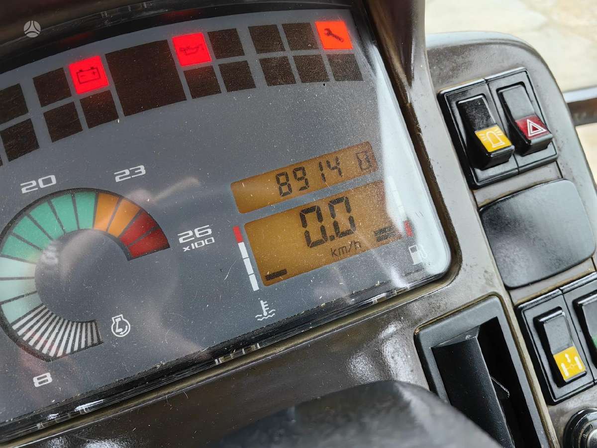 Renault ARES 815 RZ, тракторы