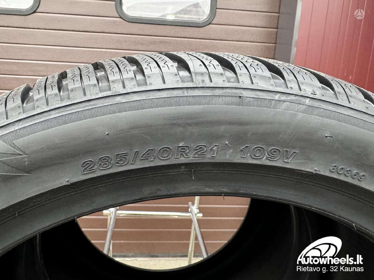 Bridgestone Blizzak LM005, зимние 285/45 R21