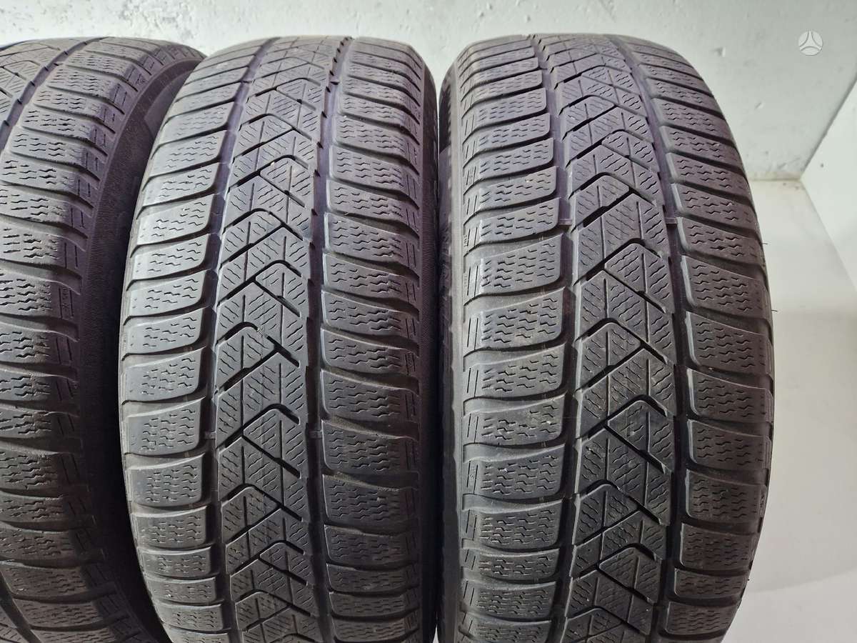 Pirelli 4-5mm, žieminės 225/60 R18