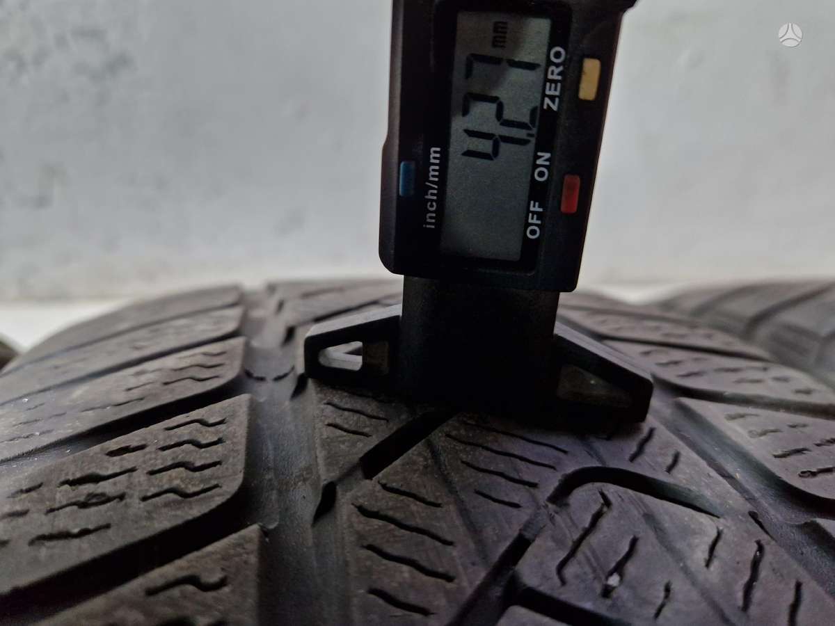 Pirelli 4-5mm, winter 225/60 R18