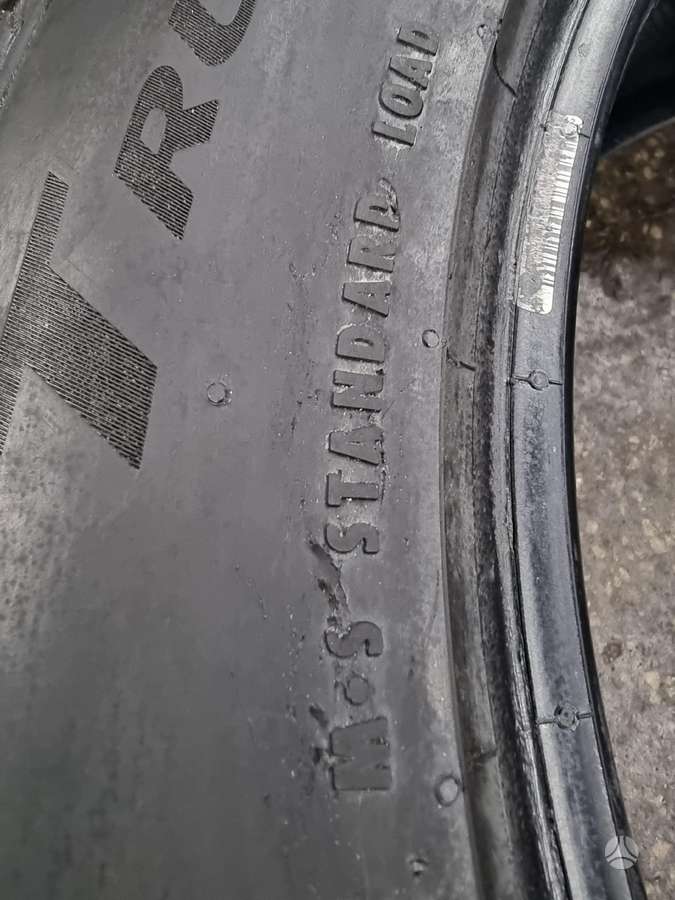 Continental, universalios 235/55 R19