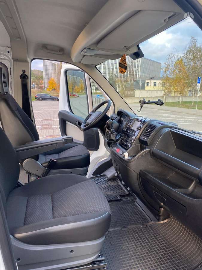 Peugeot Boxer, passenger minibus