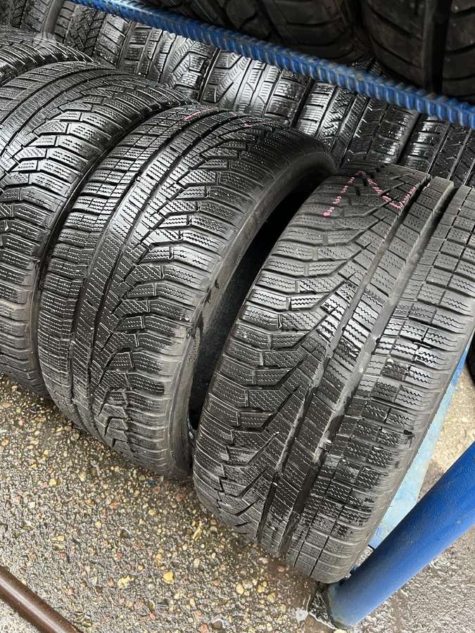 Bridgestone Hankook, žieminės 235/40 R18