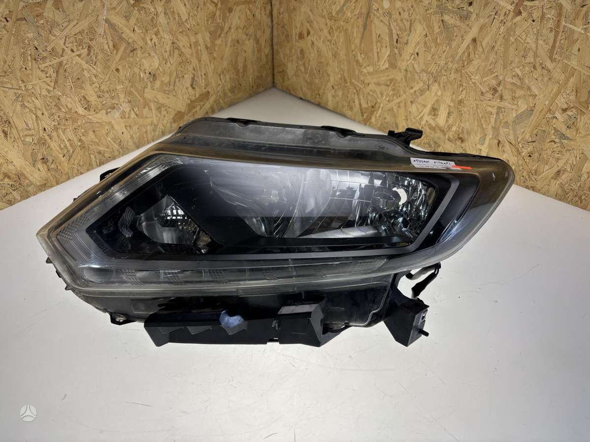 Nissan X-Trail Cen23568