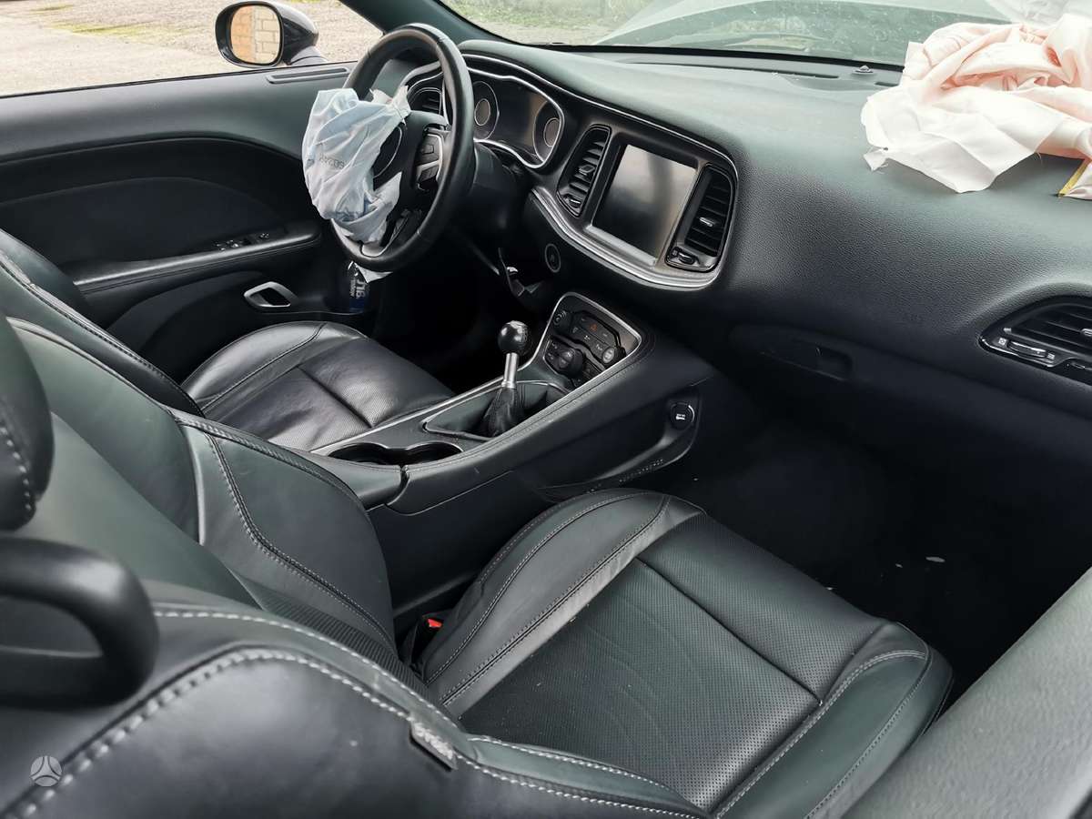 Dodge Challenger