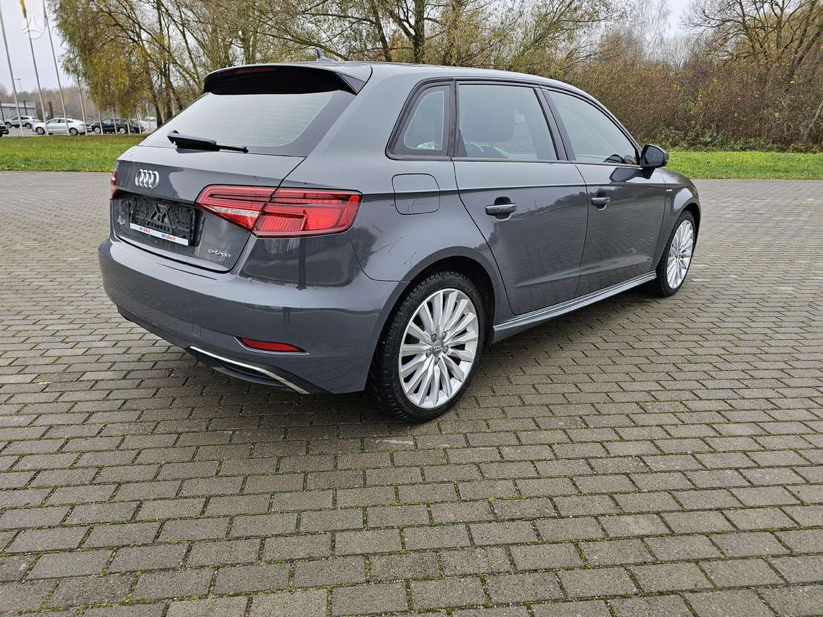 Audi A3, 1.4 l., hatchback