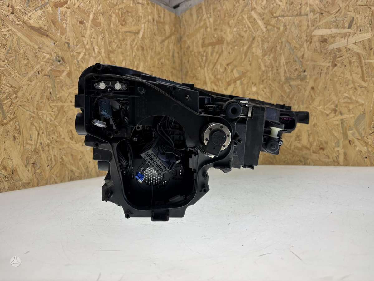 Audi Q8, 4M8941035, Cen23388