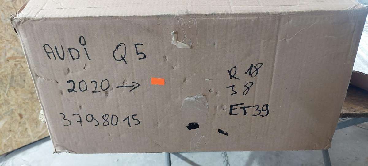 Audi Q5, 80A601025, Cen21252