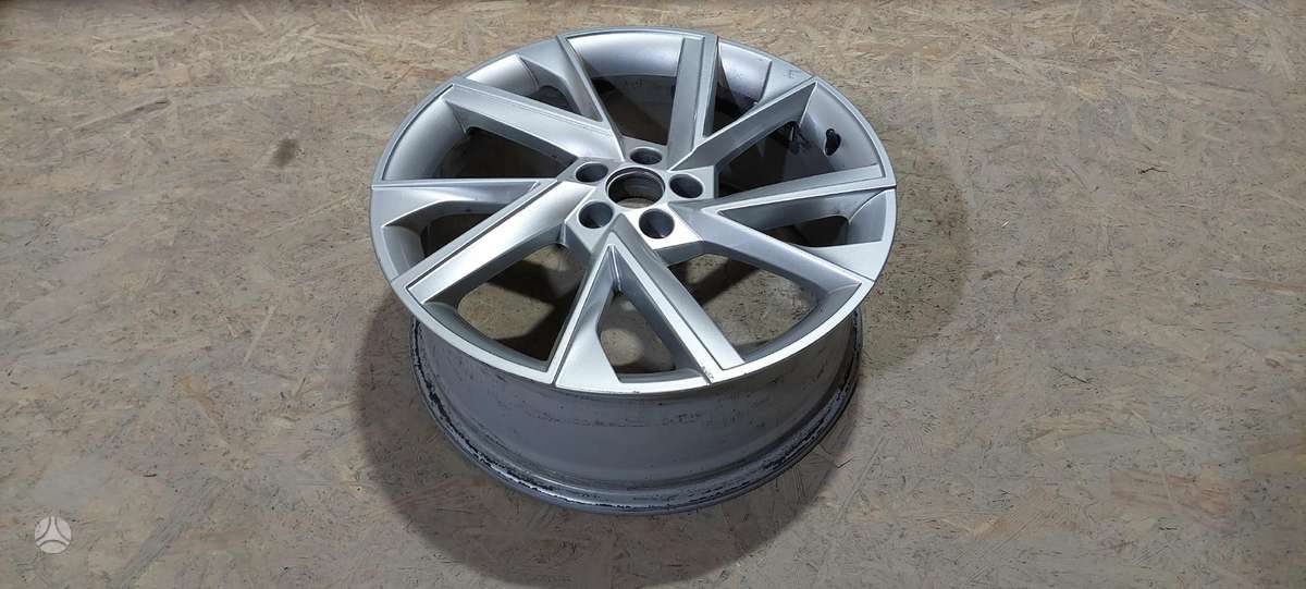 Skoda Kamiq, 657601025, Cen21283