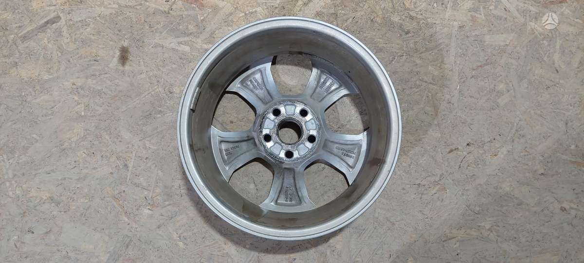 Toyota RAV4, PW45742000, Cen21301