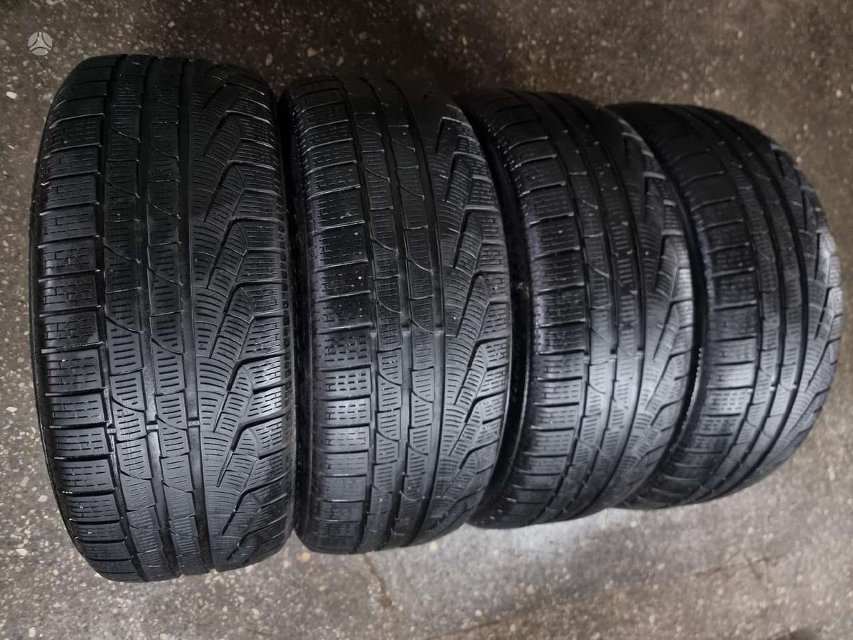 Pirelli, universalios 225/45 R18