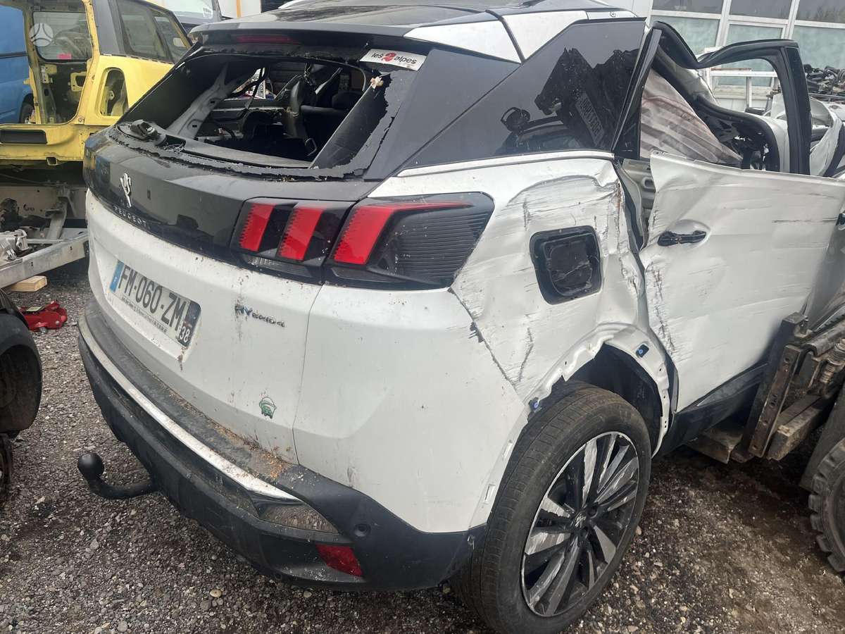 Peugeot 3008 по частям. Dalimis