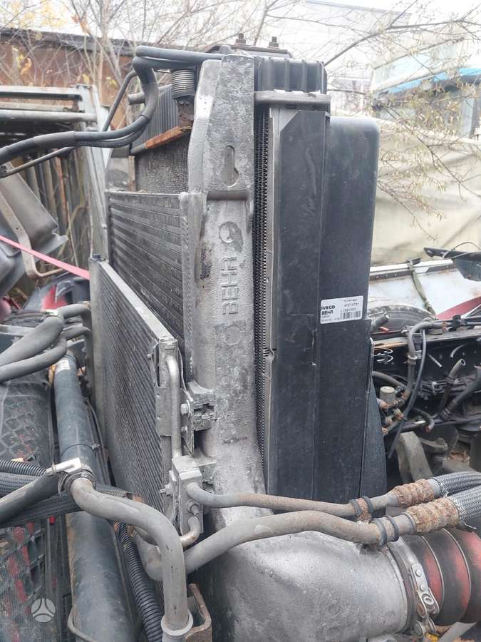 Iveco Stralis visos dalys, vilkikai