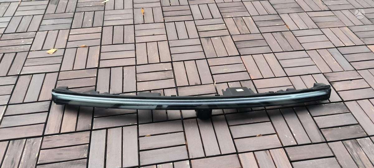 Mercedes-Benz EQB kėbulo dalys