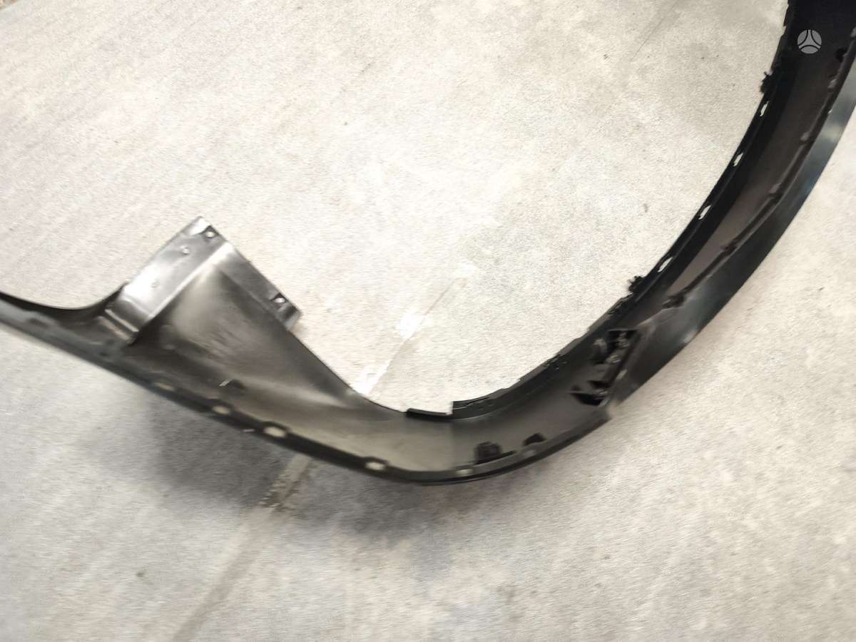 Tesla Model S, 105731901b
