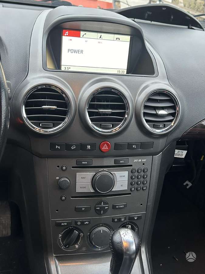 Opel Antara Dalis pristatome