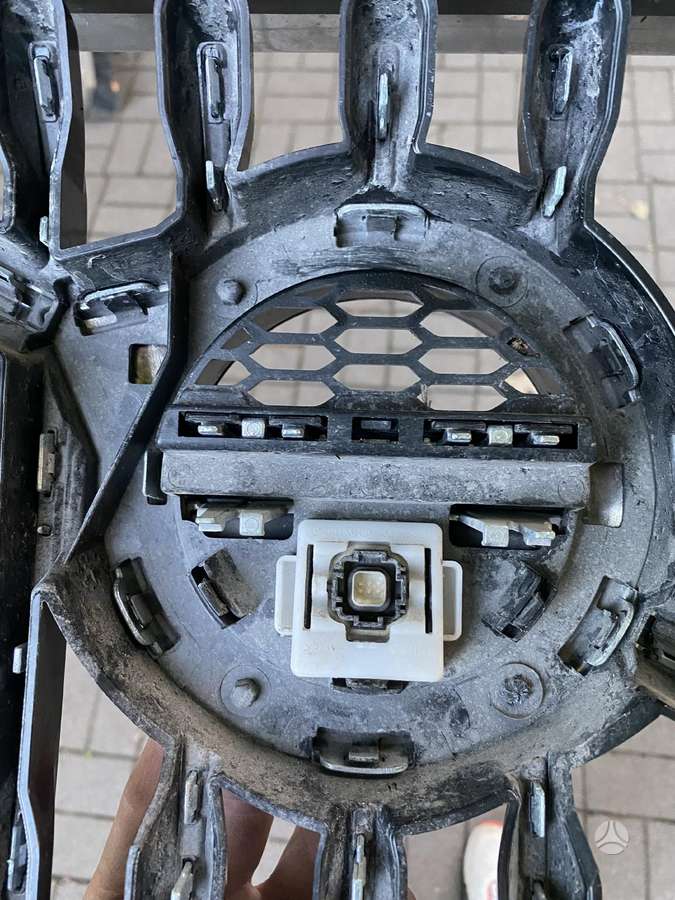 Volvo XC60, 31457465, front grill