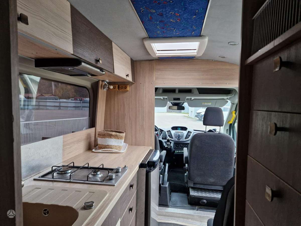 Ford Transit, туристическиe автомобили