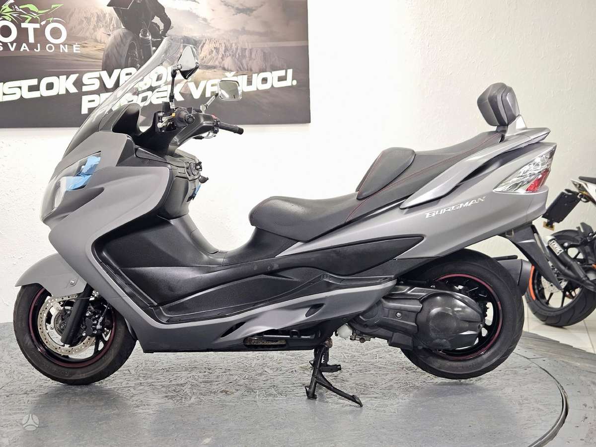 Suzuki Burgman 400cc, мотороллеры / мопеды
