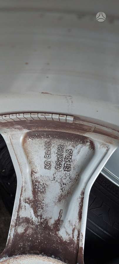 Volvo, lengvojo lydinio, R18