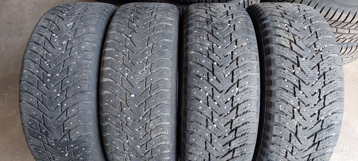 Nokian, žieminės 235/55 R18