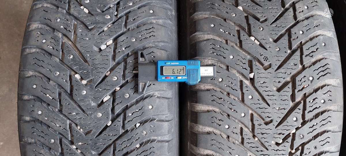 Nokian, žieminės 235/55 R18