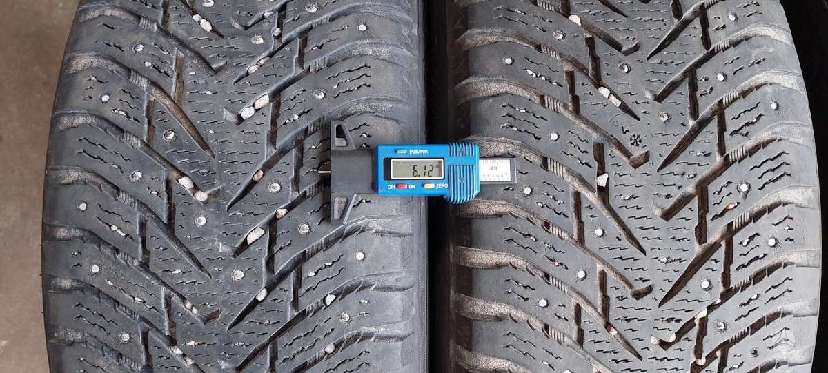 Nokian, зимние 235/55 R18