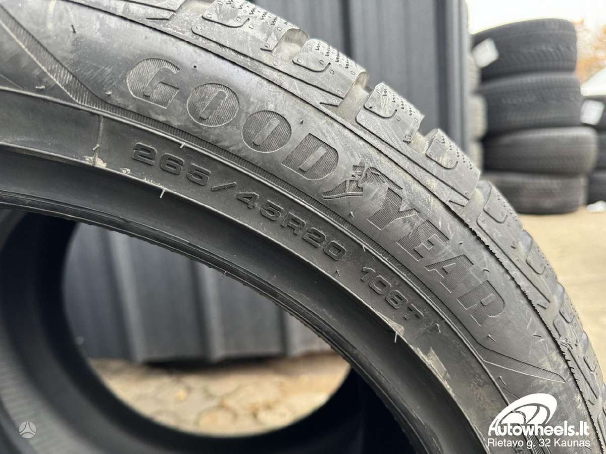 Goodyear UltraGrip Ice 2+, winter 265/45 R20