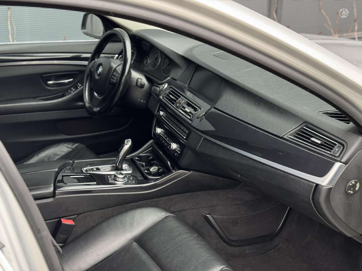 BMW 520, 2.0 l., wagon