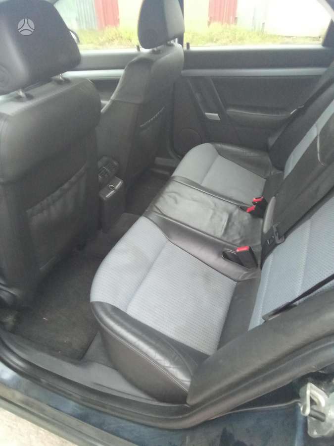 Opel Vectra, 2.2 l., hatchback