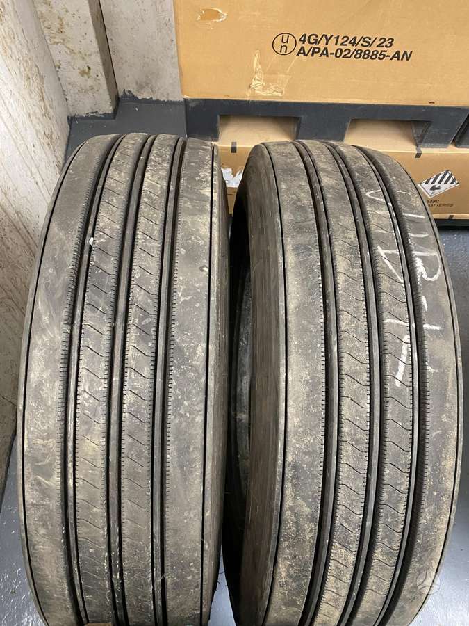 Bridgestone, всесезонные 295/90 R22,5