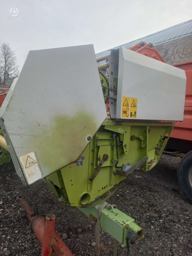 Claas Mega-204, kombainai
