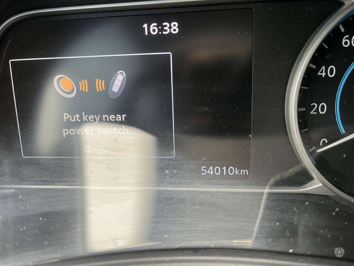 Nissan Leaf по частям. Dalimis