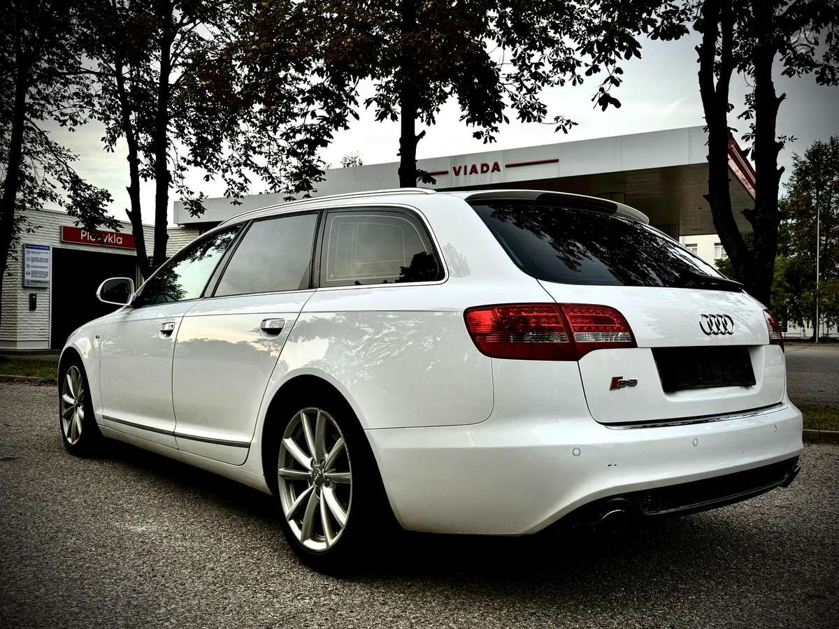 Audi A6, 2.0 l., universalas