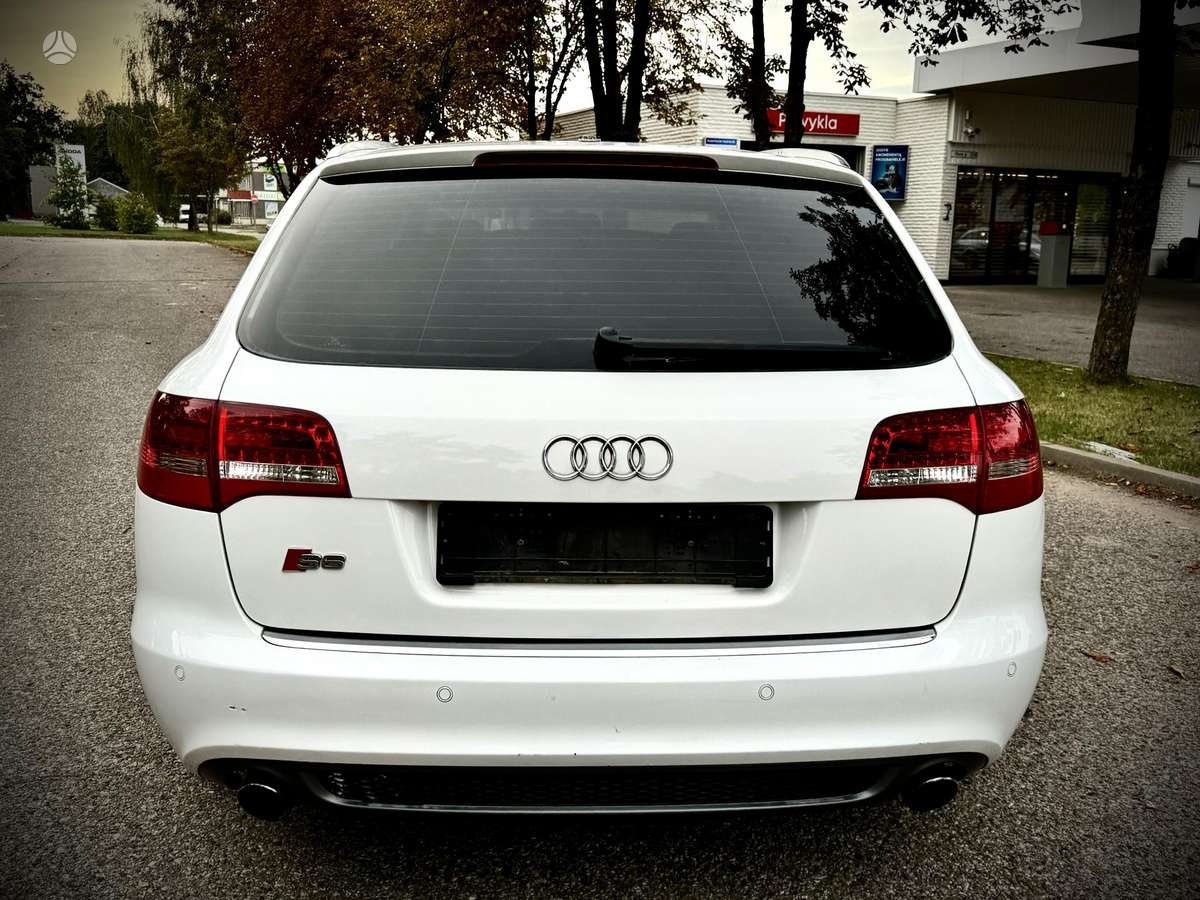 Audi A6, 2.0 l., universalas