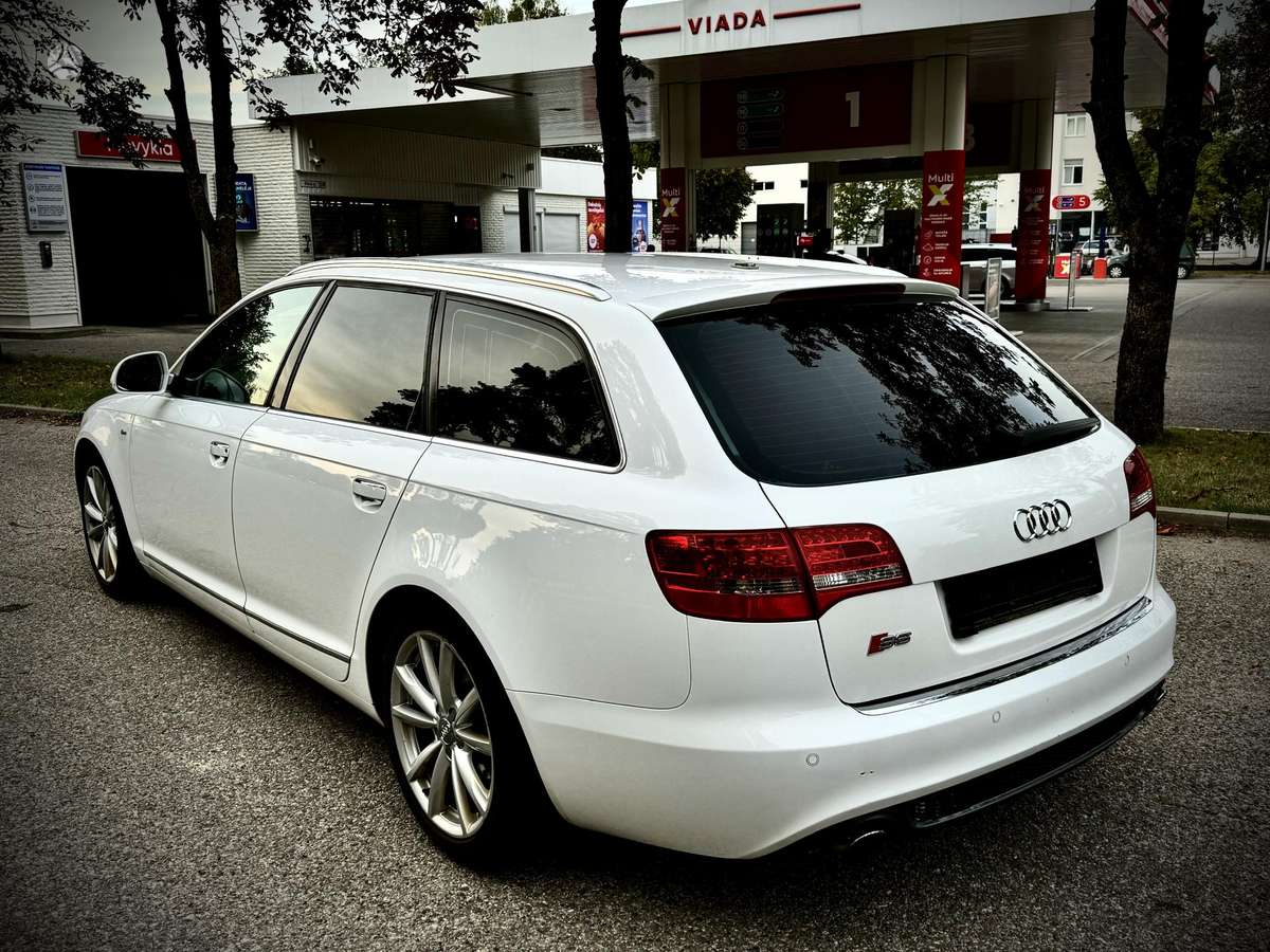 Audi A6, 2.0 l., universalas