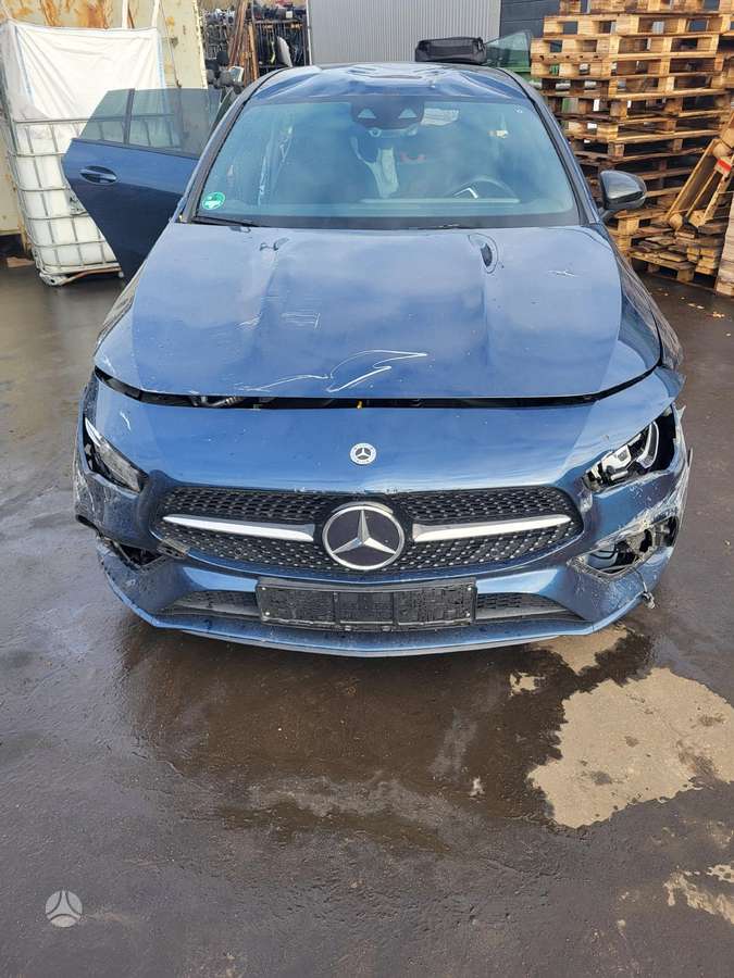 Mercedes-Benz CLA klasė dalimis