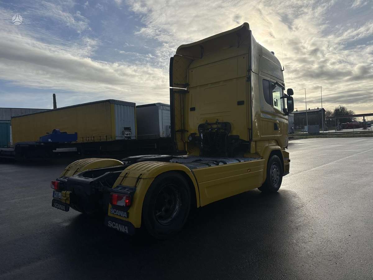 Scania R 450, double sleeper