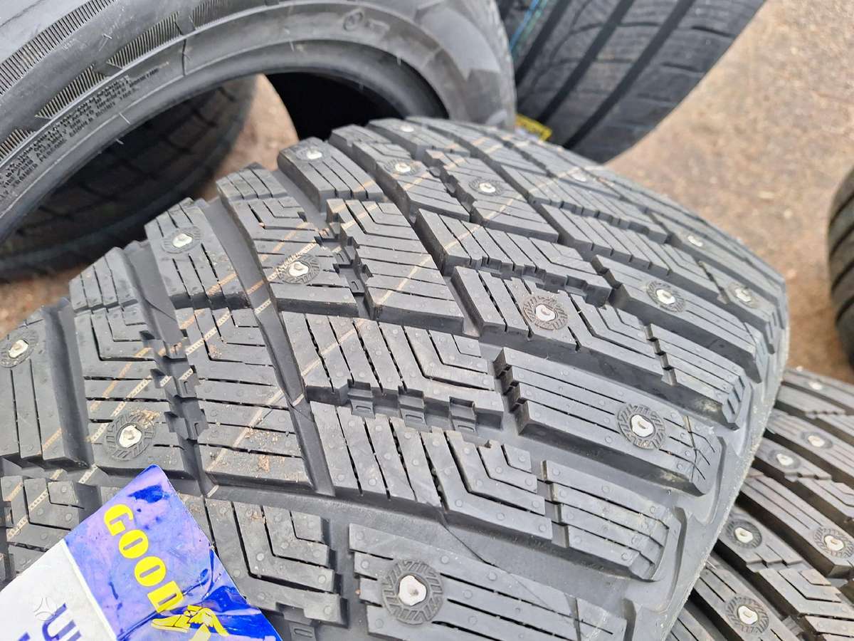 Goodyear, winter 235/50 R17