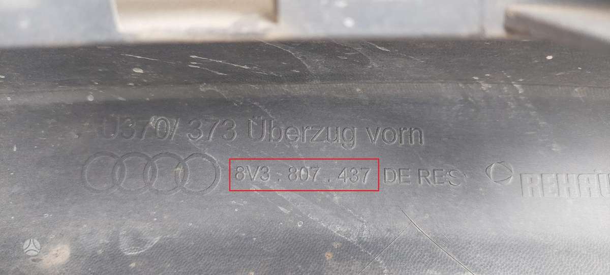 Audi A3, 8V3807437, Cen22179