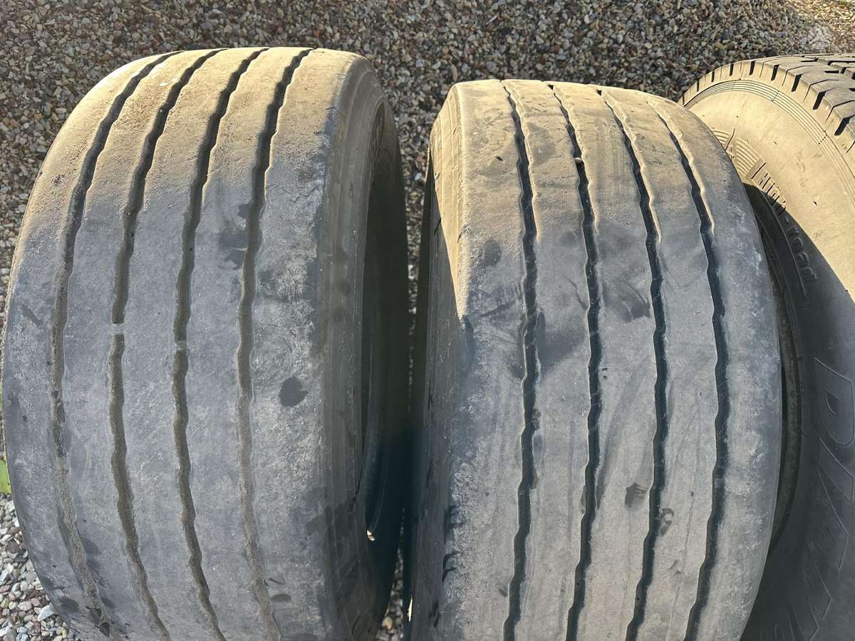 Hankook 11 mm, всесезонные 385/55 R22,5