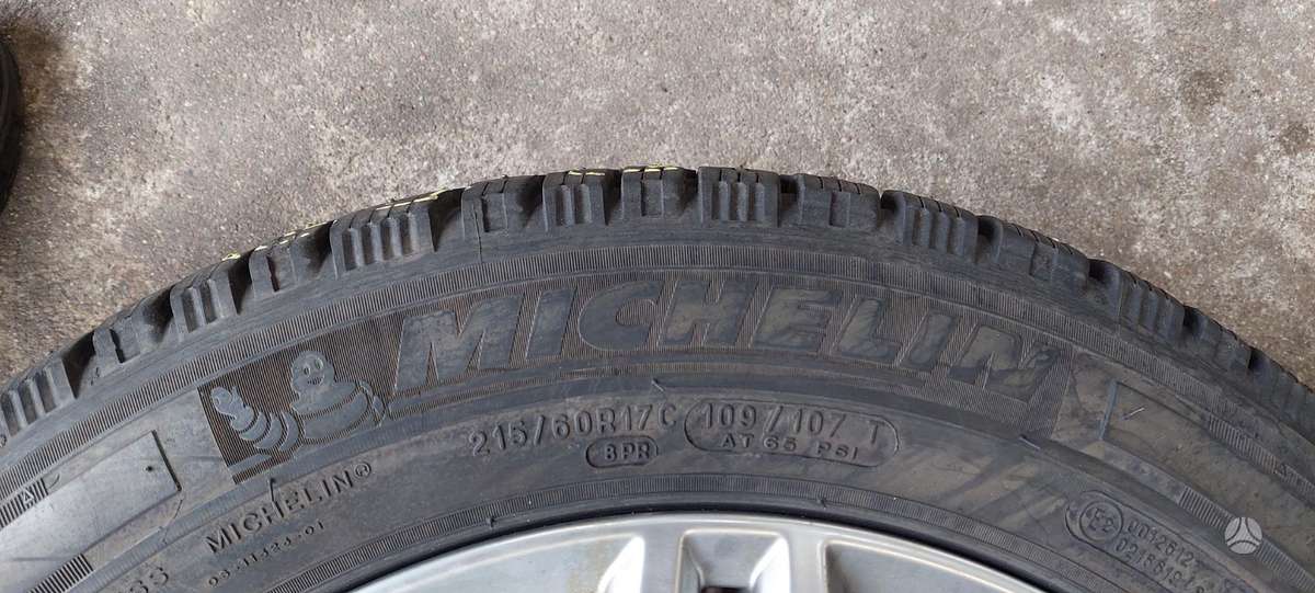 Michelin, žieminės 215/60 R17