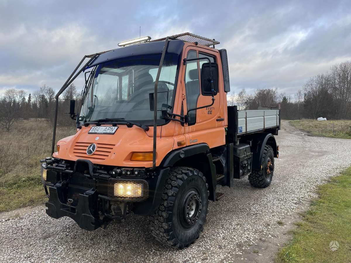 Mercedes-Benz Unimog U400, flatbeds