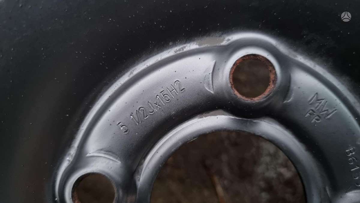 Nissan Note, tērauda apzīmogoti, R15