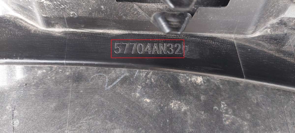 Subaru Outback, 57704AN32, Cen22214