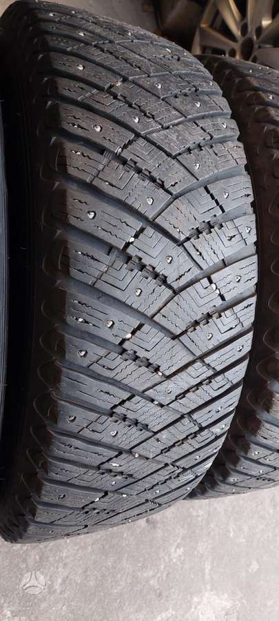 Goodyear, winter 245/65 R17