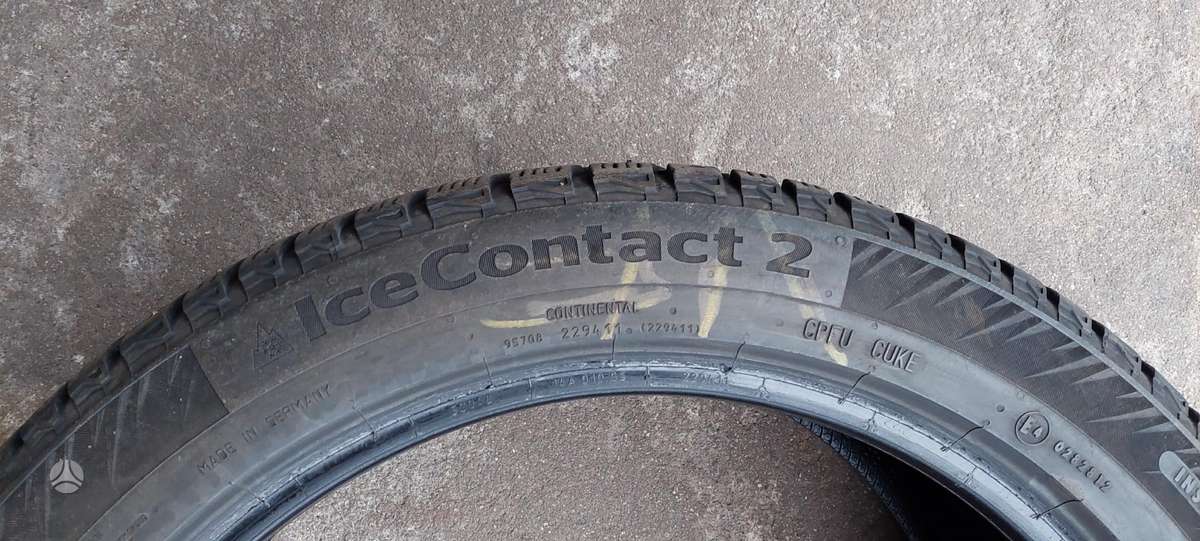 Continental, žieminės 235/45 R18